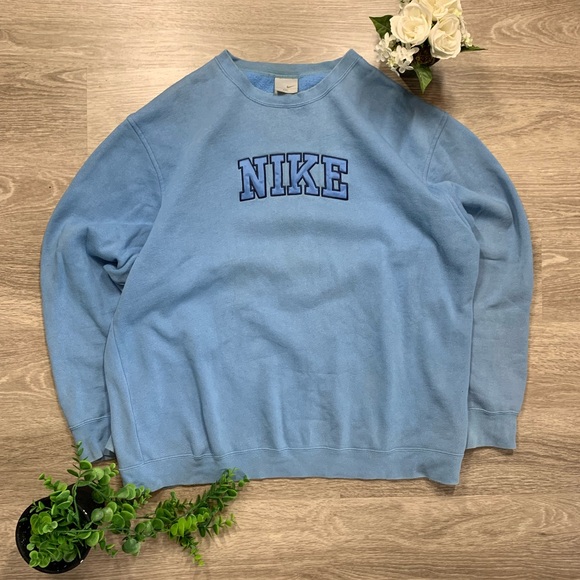 Nike Other - Y2K Nike Spellout Crewneck